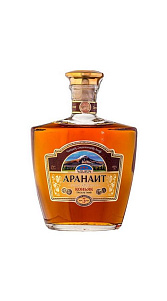 Коньяк Аранаит трехлетний 40% 0.5л