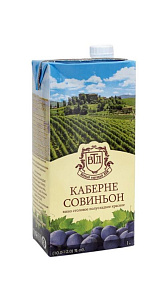 Вино Каберне Совиньон столовое красное полусладкое 10-12% 1л