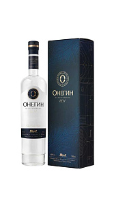 Водка Онегин в подарочной упаковке 40% 0,7л